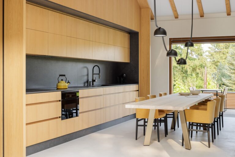 triform_factory_matejhakar_L3A1380