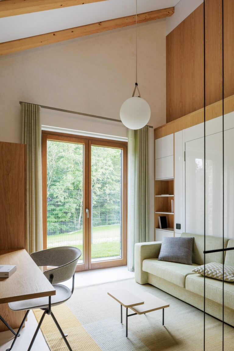 triform_factory_matejhakar_L3A1453